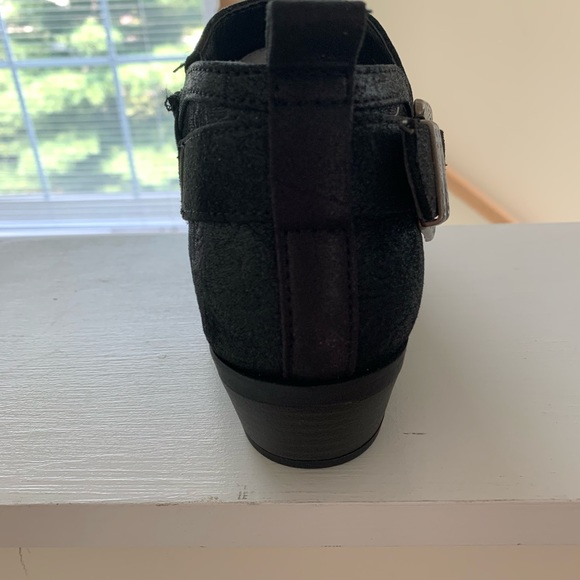 NWOT White mountain brand ankle booties. - Picture 6 of 11